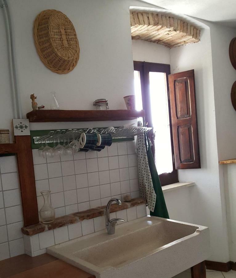 Elilu Room Челано Екстериор снимка