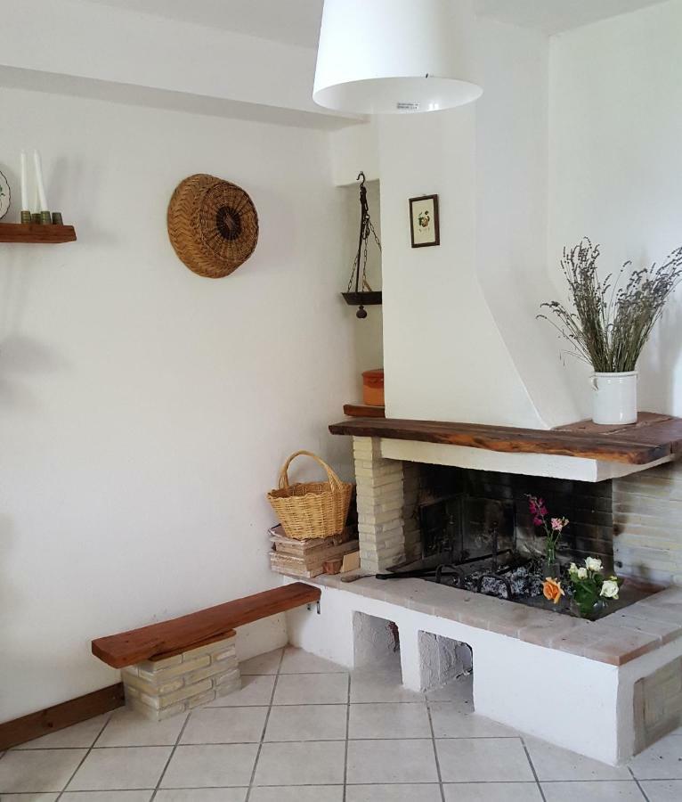 Elilu Room Челано Екстериор снимка